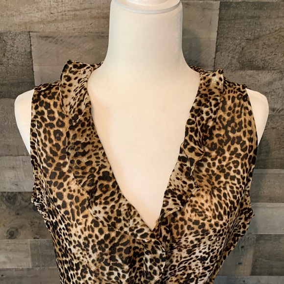 Sunny Leigh Sleeveless Leopard print top with ruffles and side tie - Picture 7 of 16
